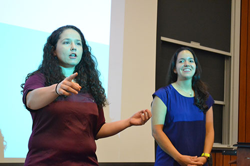 Ann Zuzuly and Val Laguna share with freshmen about their experiences at Illinois.