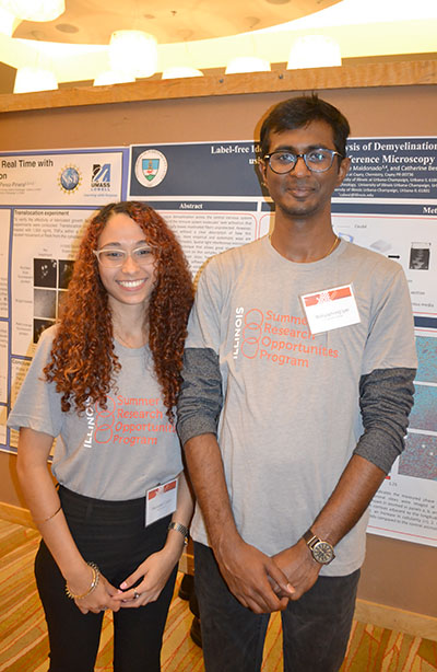 2019 Biomedical Imaging undergrad Marisabel Colón Colónand the REU's Research Team Leader, Rishi Ayer, duringt the Illinois Summer Research Symposium.