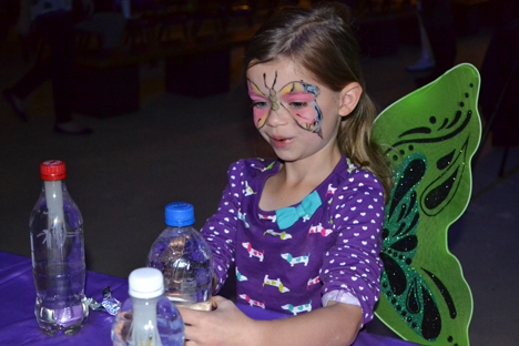 Local youngster appreciates the Cartesian diver.